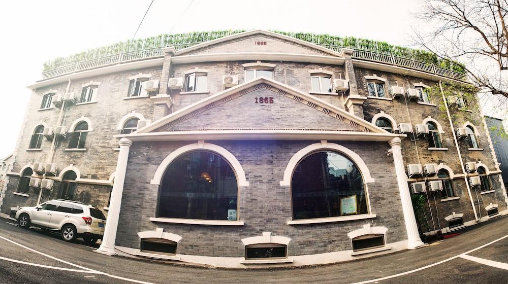 Nostalgia Hotel Beijing Guozijian Ghost Street - Near Beijing Lama Temple, Beihai Park, Jingshan Park, Drum Tower, Houhai Bar Street, Tian'Anmen Square, Located In Beijing Traditional Hutongs, 5 Minutes Away From Beixinqiao Metro Station Экстерьер фото