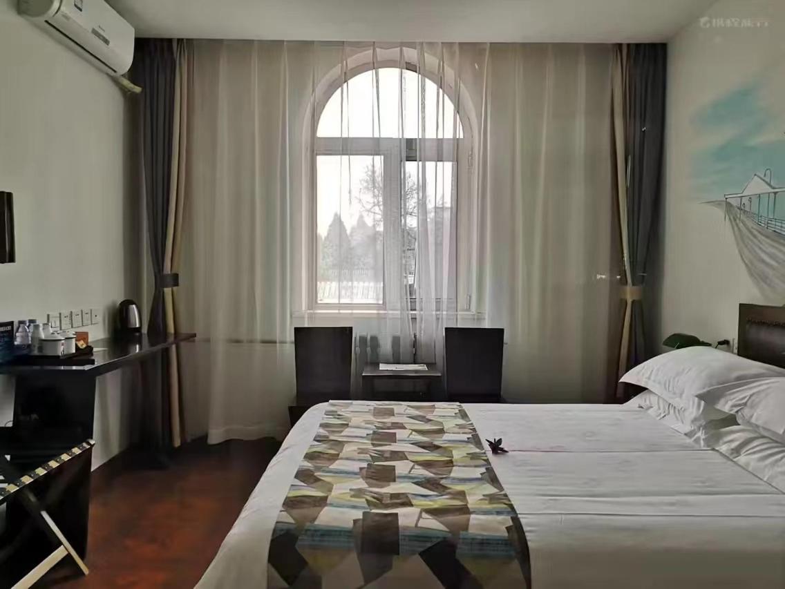Nostalgia Hotel Beijing Guozijian Ghost Street - Near Beijing Lama Temple, Beihai Park, Jingshan Park, Drum Tower, Houhai Bar Street, Tian'Anmen Square, Located In Beijing Traditional Hutongs, 5 Minutes Away From Beixinqiao Metro Station Экстерьер фото