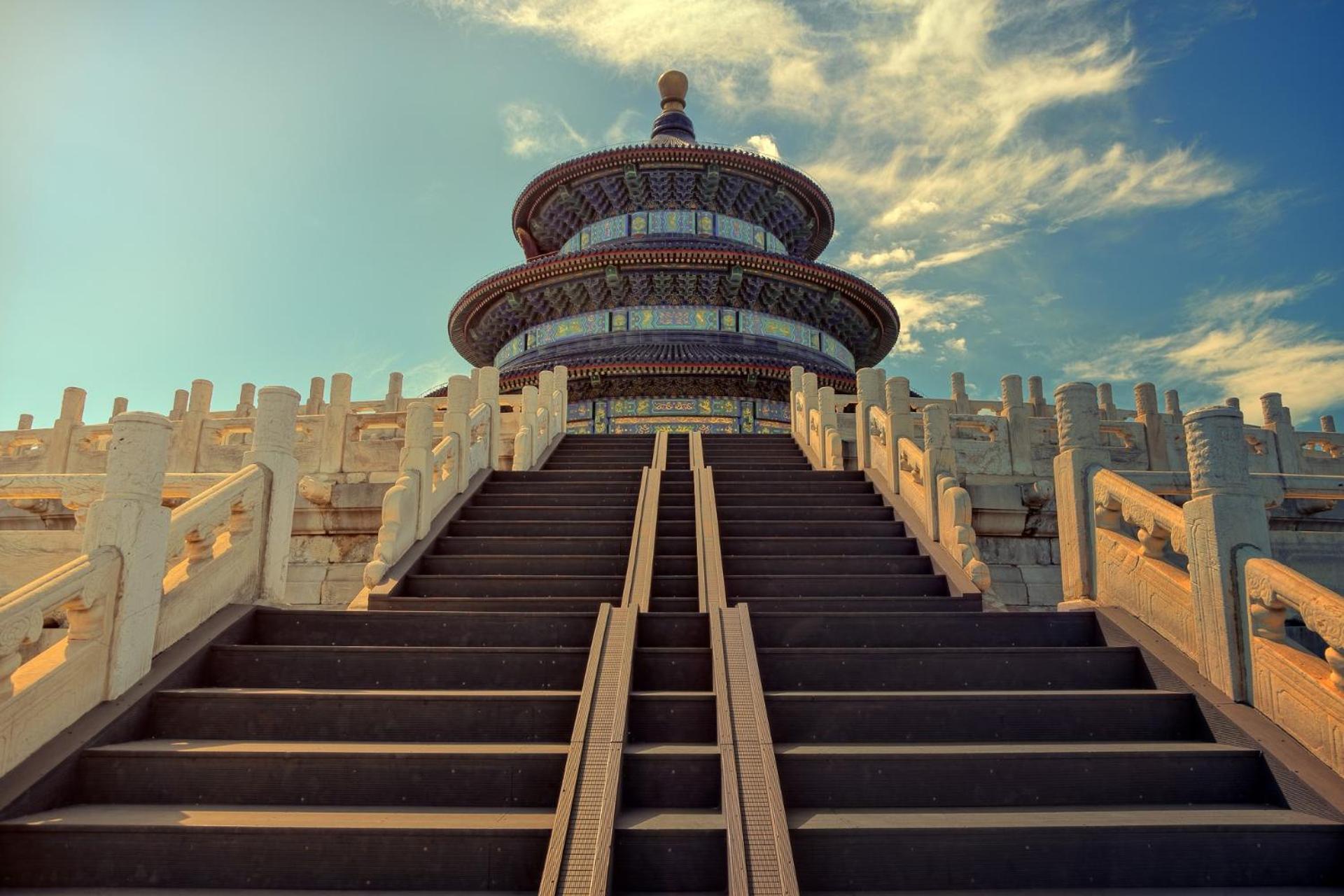 Nostalgia Hotel Beijing Guozijian Ghost Street - Near Beijing Lama Temple, Beihai Park, Jingshan Park, Drum Tower, Houhai Bar Street, Tian'Anmen Square, Located In Beijing Traditional Hutongs, 5 Minutes Away From Beixinqiao Metro Station Экстерьер фото