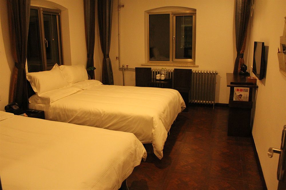 Nostalgia Hotel Beijing Guozijian Ghost Street - Near Beijing Lama Temple, Beihai Park, Jingshan Park, Drum Tower, Houhai Bar Street, Tian'Anmen Square, Located In Beijing Traditional Hutongs, 5 Minutes Away From Beixinqiao Metro Station Экстерьер фото